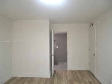 Beautifully updated 2-bedroom, 2-bath condo in the desirable on Palm-Aire Country Club and Resort - Palms in Florida - for sale on GolfHomes.com, golf home, golf lot