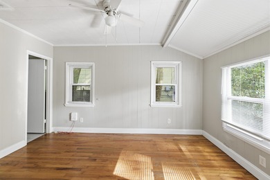 **Appraised at $194,000!** Cute, corner-lot cottage in Menlo on Capital City Country Club in Florida - for sale on GolfHomes.com, golf home, golf lot