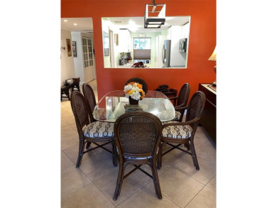 Fantastic corner garden apartment located on the ground floor on Oaks Country Club in Florida - for sale on GolfHomes.com, golf home, golf lot