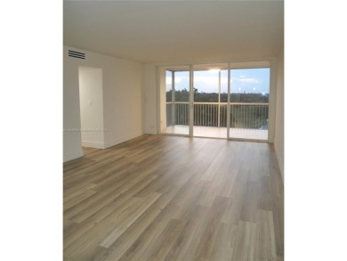 Beautifully updated 2-bedroom, 2-bath condo in the desirable on Palm-Aire Country Club and Resort - Palms in Florida - for sale on GolfHomes.com, golf home, golf lot