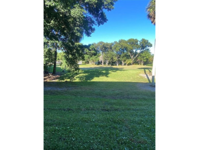 Fantastic corner garden apartment located on the ground floor on Oaks Country Club in Florida - for sale on GolfHomes.com, golf home, golf lot
