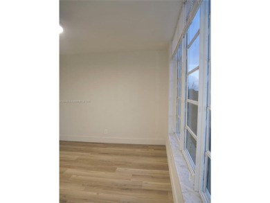 Beautifully updated 2-bedroom, 2-bath condo in the desirable on Palm-Aire Country Club and Resort - Palms in Florida - for sale on GolfHomes.com, golf home, golf lot