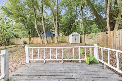 **Appraised at $194,000!** Cute, corner-lot cottage in Menlo on Capital City Country Club in Florida - for sale on GolfHomes.com, golf home, golf lot