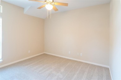 Come see this beautiful ONE AND A HALF STORY in the Oakmont on Oakmont Country Club in Texas - for sale on GolfHomes.com, golf home, golf lot