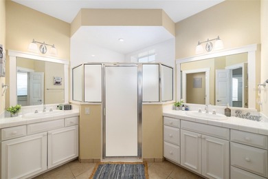 **RARE FIND** This charming TURN-KEY 3-bedroom, 2-bathroom on The Links of Spruce Creek in Florida - for sale on GolfHomes.com, golf home, golf lot