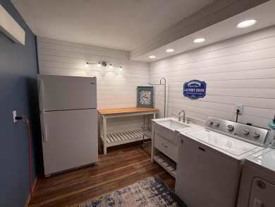 Conveniently located 3 bedrooms, 2 1/2-bathroom cabin in Angel on Angel Fire Resort Country Club in New Mexico - for sale on GolfHomes.com, golf home, golf lot