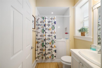 **RARE FIND** This charming TURN-KEY 3-bedroom, 2-bathroom on The Links of Spruce Creek in Florida - for sale on GolfHomes.com, golf home, golf lot