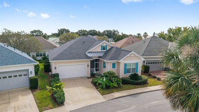 **RARE FIND** This charming TURN-KEY 3-bedroom, 2-bathroom on The Links of Spruce Creek in Florida - for sale on GolfHomes.com, golf home, golf lot