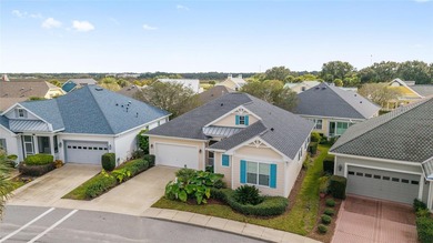 **RARE FIND** This charming TURN-KEY 3-bedroom, 2-bathroom on The Links of Spruce Creek in Florida - for sale on GolfHomes.com, golf home, golf lot