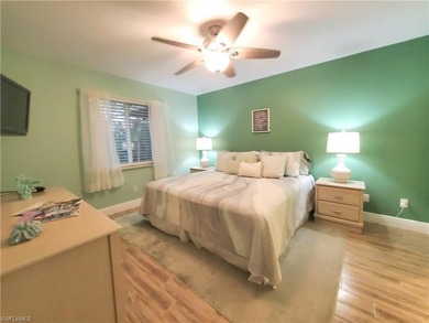 Top-Floor Naples FL Retreat with Cathedral Ceilings & on Glen Eagle Golf and Country Club in Florida - for sale on GolfHomes.com, golf home, golf lot