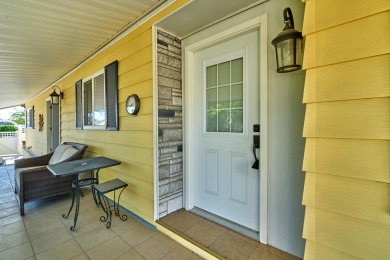 Beautifully Updated Golf Course Home in Tri Palm Estates & on The Club At Shenandoah Springs in California - for sale on GolfHomes.com, golf home, golf lot