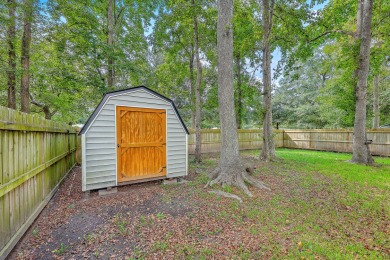 MOVE-IN READY WITH NEW ROOF SHINGLES & FRESH PAINT! Dorchester on Golf Club At Wescott Plantation in South Carolina - for sale on GolfHomes.com, golf home, golf lot