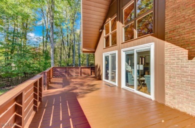 Welcome to your Lake Mohawk retreat! This stylishly remodeled on Lake Mohawk Golf Club in Ohio - for sale on GolfHomes.com, golf home, golf lot