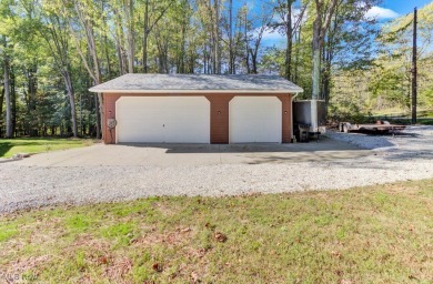 Welcome to your Lake Mohawk retreat! This stylishly remodeled on Lake Mohawk Golf Club in Ohio - for sale on GolfHomes.com, golf home, golf lot