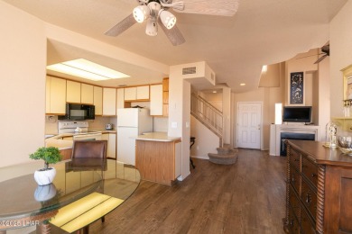 This fully furnished 2 bed, 3 bath condo is perfectly positioned on London Bridge Golf Course in Arizona - for sale on GolfHomes.com, golf home, golf lot