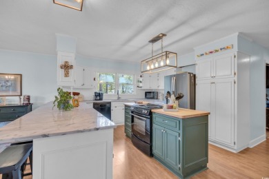 Welcome to your ideal low country retreat!  Nestled in the on Wedgefield Plantation Golf Club in South Carolina - for sale on GolfHomes.com, golf home, golf lot