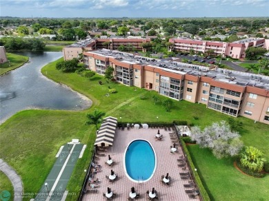 Priced to Sell! This beautifully renovated unit is perfect for on Sunrise Lakes Phase III in Florida - for sale on GolfHomes.com, golf home, golf lot