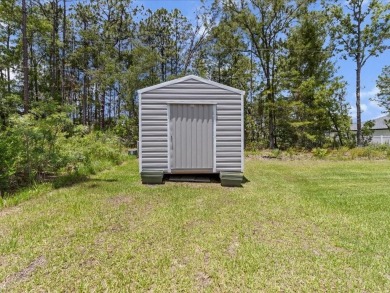 Built in 2023 and thoughtfully upgraded with luxury vinyl plank on Marion Oaks Country Club in Florida - for sale on GolfHomes.com, golf home, golf lot