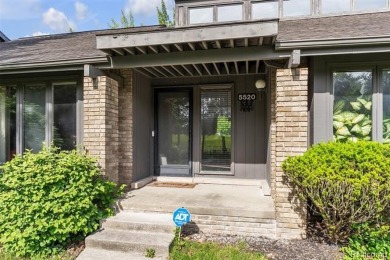 Don't miss out on this end unit condo featuring TWO bedrooms and on Shenandoah Country Club in Michigan - for sale on GolfHomes.com, golf home, golf lot