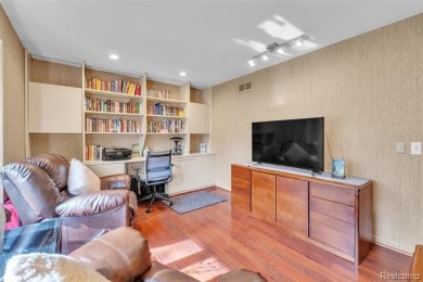 Don't miss out on this end unit condo featuring TWO bedrooms and on Shenandoah Country Club in Michigan - for sale on GolfHomes.com, golf home, golf lot