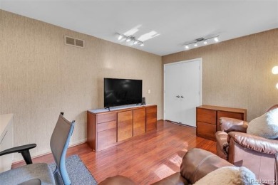 Don't miss out on this end unit condo featuring TWO bedrooms and on Shenandoah Country Club in Michigan - for sale on GolfHomes.com, golf home, golf lot