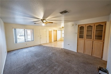 Charming 2 Bedroom Home in the Heart of Kingman! Welcome home to on Cerbat Cliffs Golf Course in Arizona - for sale on GolfHomes.com, golf home, golf lot