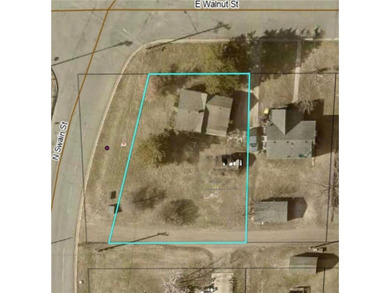 Investor Opportunity! Handyman Special with Great Potential-This on Redwood Falls Golf Club in Minnesota - for sale on GolfHomes.com, golf home, golf lot