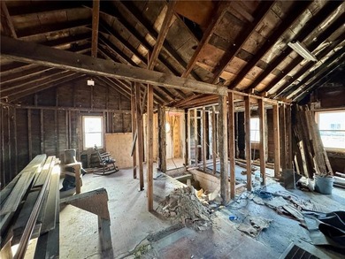 Investor Opportunity! Handyman Special with Great Potential-This on Redwood Falls Golf Club in Minnesota - for sale on GolfHomes.com, golf home, golf lot