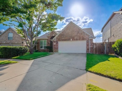 GORGEOUS GOLF COURSE PROPERTY! Rare opportunity to own a on Oakmont Country Club in Texas - for sale on GolfHomes.com, golf home, golf lot