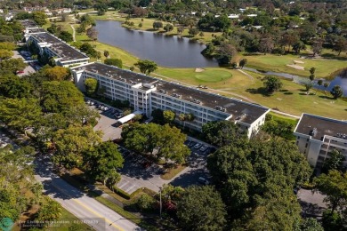 This beautifully updated 2-bedroom, 2-bathroom condo is located on Oaks Country Club in Florida - for sale on GolfHomes.com, golf home, golf lot