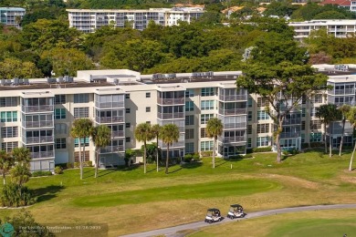 This beautifully updated 2-bedroom, 2-bathroom condo is located on Oaks Country Club in Florida - for sale on GolfHomes.com, golf home, golf lot