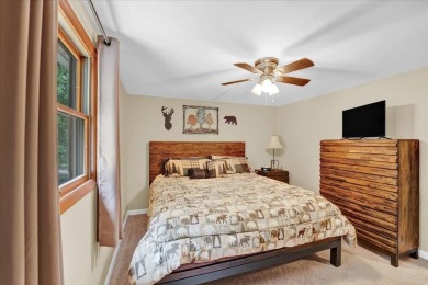Discover affordable living in sought-after LAKE HARMONY ESTATES! on Split Rock Resort and Country Club in Pennsylvania - for sale on GolfHomes.com, golf home, golf lot