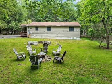 Discover affordable living in sought-after LAKE HARMONY ESTATES! on Split Rock Resort and Country Club in Pennsylvania - for sale on GolfHomes.com, golf home, golf lot