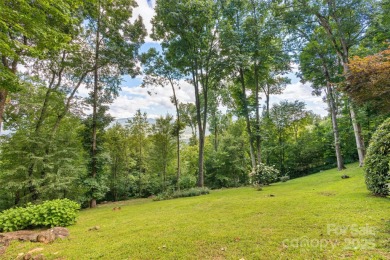 Live the mountain dream at 3,900 feet elevation in this on Laurel Ridge Country Club in North Carolina - for sale on GolfHomes.com, golf home, golf lot
