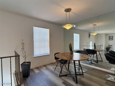 Newly renovated townhome with attached garage - Las Vegas Strip on Las Vegas Country Club in Nevada - for sale on GolfHomes.com, golf home, golf lot