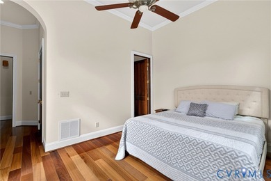 Private golf course retreat in Williamsburg offering timeless on Williamsburg National Golf Club in Virginia - for sale on GolfHomes.com, golf home, golf lot