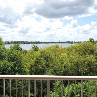 Spacious 3-Bedroom, 2-Bath Condo with Lake View - Prime Orlando on MetroWest Golf Club in Florida - for sale on GolfHomes.com, golf home, golf lot