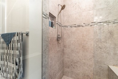 Beautiful, better than new construction, Pulte Ellenwood Villa on River Hall Country Club in Florida - for sale on GolfHomes.com, golf home, golf lot