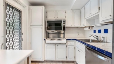 Beautiful and well maintained 2 bed and 2 bath condo in Palm on Palm-Aire Country Club and Resort - Palms in Florida - for sale on GolfHomes.com, golf home, golf lot