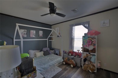 If you've been looking for a comfortable, move-in-ready home on The Club At Runaway Bay in Texas - for sale on GolfHomes.com, golf home, golf lot