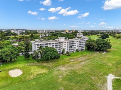 Beautiful and well maintained 2 bed and 2 bath condo in Palm on Palm-Aire Country Club and Resort - Palms in Florida - for sale on GolfHomes.com, golf home, golf lot