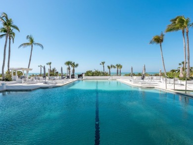 Why choose between breathtaking beach views, serene golf course on Links on Longboat Golf Club in Florida - for sale on GolfHomes.com, golf home, golf lot