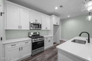 Holiday Special! Choose either a FREE golf cart or a Move-In on Carolina Colours Golf Club in North Carolina - for sale on GolfHomes.com, golf home, golf lot