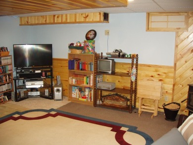 (351/PB) Cherry! Best describes this 3-bedroom, 2-bath home on on Prentice Golf Club in Wisconsin - for sale on GolfHomes.com, golf home, golf lot
