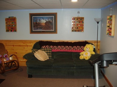 (351/PB) Cherry! Best describes this 3-bedroom, 2-bath home on on Prentice Golf Club in Wisconsin - for sale on GolfHomes.com, golf home, golf lot