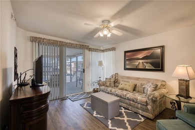 Move in ready and fully furnished 1 bed with 2 full baths! Home on Riverview Golf Course in Arizona - for sale on GolfHomes.com, golf home, golf lot