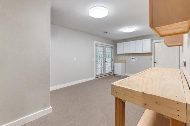 A BEAUTIFUL UPDATED 4BED/3 FULL BATH HOME.  2 LIVING AREAS / 2 on Bella Vista - Metfield Golf Complex and Country Club in Arkansas - for sale on GolfHomes.com, golf home, golf lot