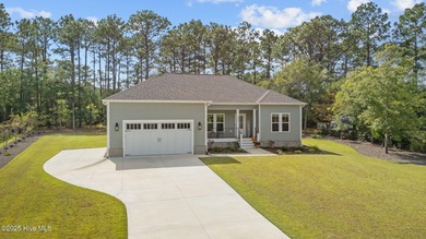 Welcome to this beautifully crafted 3-bedroom, 2-bath custom on Star Hill Golf Club  in North Carolina - for sale on GolfHomes.com, golf home, golf lot