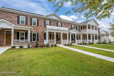 Holiday Special! Choose either a FREE golf cart or a Move-In on Carolina Colours Golf Club in North Carolina - for sale on GolfHomes.com, golf home, golf lot