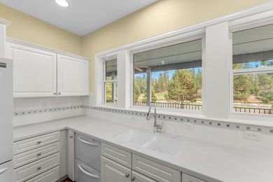 Large, single-level, pond-front home full of natural lighting on Meadowcreek Golf Resort in Idaho - for sale on GolfHomes.com, golf home, golf lot